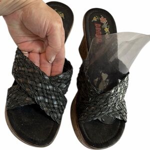 Bongo size 10 black braided leather open toe wedge faux cork heel